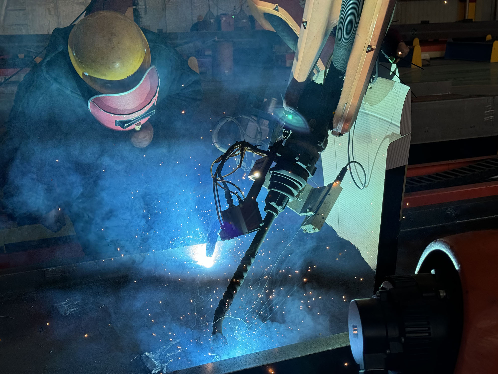 創(chuàng)想智控焊接相機的應用優(yōu)勢——從人工經(jīng)驗到智能監(jiān)測